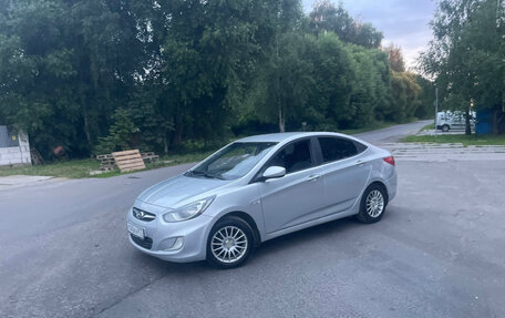 Hyundai Solaris II рестайлинг, 2012 год, 630 000 рублей, 6 фотография