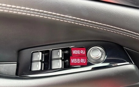 Mazda 6, 2019 год, 2 310 000 рублей, 12 фотография