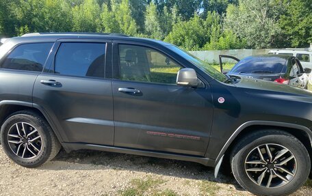 Jeep Grand Cherokee, 2021 год, 2 700 000 рублей, 2 фотография