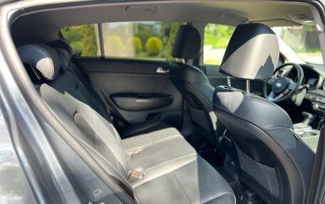 KIA Sportage IV рестайлинг, 2019 год, 2 550 000 рублей, 15 фотография