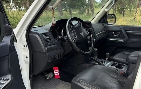 Mitsubishi Pajero IV, 2012 год, 1 950 000 рублей, 11 фотография