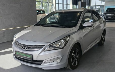 Hyundai Solaris II рестайлинг, 2015 год, 1 099 000 рублей, 3 фотография