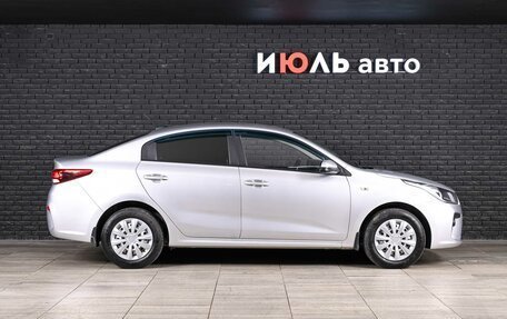 KIA Rio IV, 2017 год, 1 387 000 рублей, 8 фотография