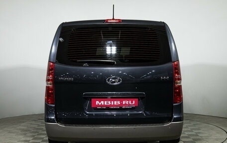 Hyundai H-1 II рестайлинг, 2015 год, 2 490 585 рублей, 7 фотография