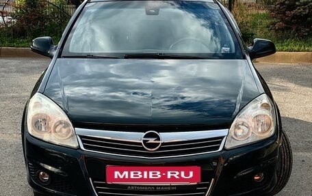 Opel Astra H, 2013 год, 560 000 рублей, 2 фотография