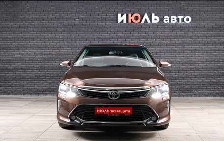 Toyota Camry, 2017 год, 2 450 000 рублей, 3 фотография