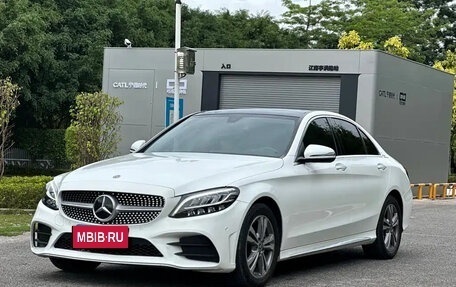 Mercedes-Benz C-Класс, 2021 год, 2 400 000 рублей, 1 фотография