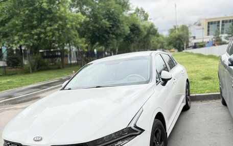 KIA K5, 2021 год, 2 500 000 рублей, 1 фотография