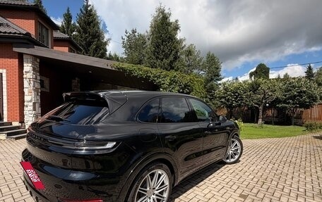 Porsche Cayenne III, 2024 год, 19 500 000 рублей, 2 фотография