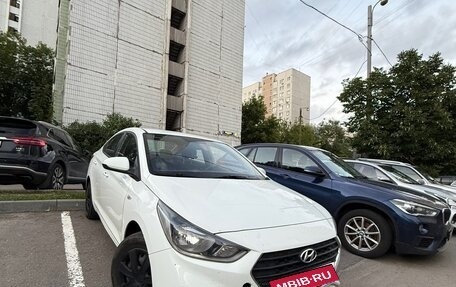 Hyundai Solaris II рестайлинг, 2018 год, 930 000 рублей, 5 фотография
