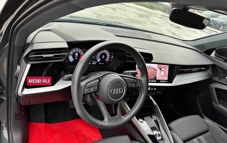 Audi A3, 2023 год, 2 350 000 рублей, 10 фотография