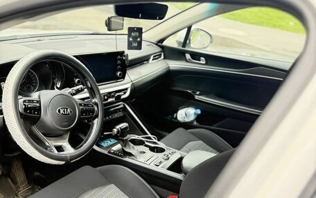 KIA K5, 2021 год, 2 500 000 рублей, 6 фотография