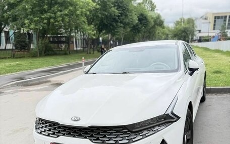 KIA K5, 2021 год, 2 500 000 рублей, 3 фотография