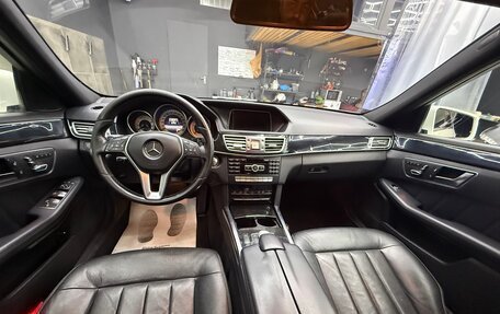 Mercedes-Benz E-Класс, 2013 год, 2 300 000 рублей, 9 фотография