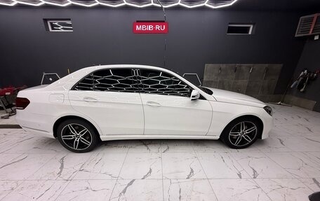 Mercedes-Benz E-Класс, 2013 год, 2 300 000 рублей, 4 фотография
