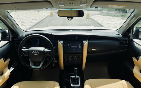 Toyota Fortuner II, 2022 год, 4 100 000 рублей, 26 фотография