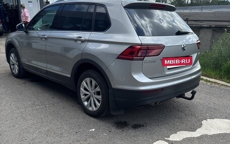 Volkswagen Tiguan II, 2017 год, 2 150 000 рублей, 4 фотография