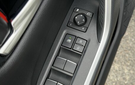 Toyota RAV4, 2020 год, 3 100 000 рублей, 12 фотография