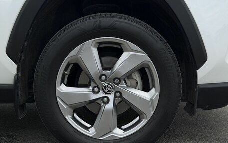 Toyota RAV4, 2020 год, 3 100 000 рублей, 8 фотография