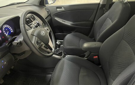 Hyundai Solaris II рестайлинг, 2016 год, 1 019 000 рублей, 12 фотография