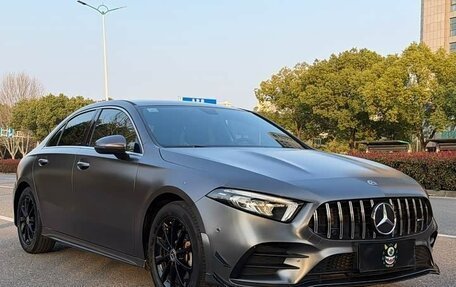 Mercedes-Benz A-Класс, 2020 год, 1 560 002 рублей, 1 фотография