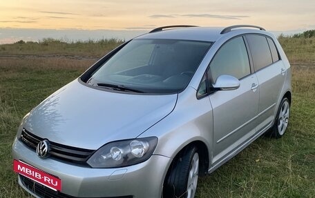 Volkswagen Golf Plus II, 2010 год, 700 000 рублей, 5 фотография