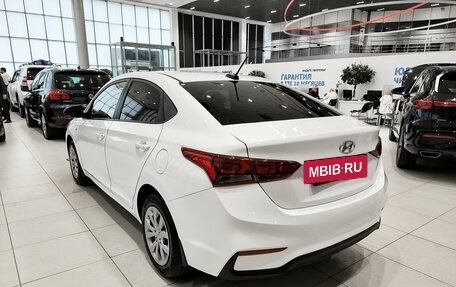 Hyundai Solaris II рестайлинг, 2017 год, 950 000 рублей, 8 фотография