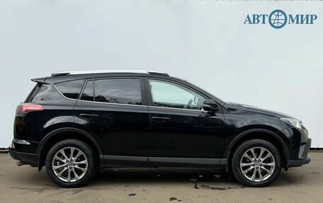 Toyota RAV4, 2017 год, 1 937 000 рублей, 4 фотография