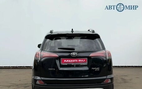 Toyota RAV4, 2017 год, 1 937 000 рублей, 7 фотография