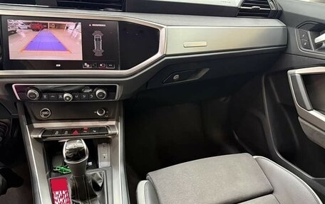 Audi Q3, 2023 год, 2 950 000 рублей, 15 фотография