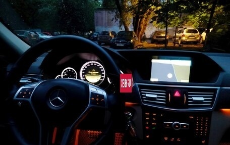 Mercedes-Benz E-Класс, 2011 год, 1 500 000 рублей, 3 фотография