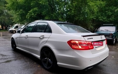 Mercedes-Benz E-Класс, 2011 год, 1 500 000 рублей, 23 фотография