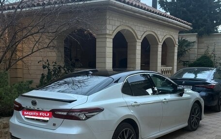Toyota Camry, 2021 год, 3 450 000 рублей, 9 фотография