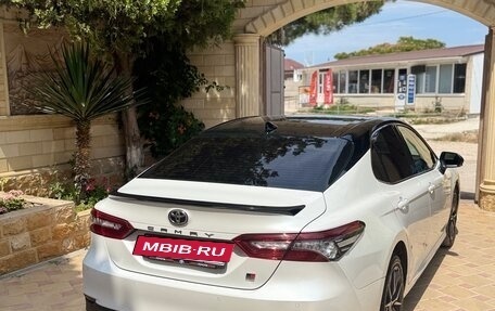 Toyota Camry, 2021 год, 3 450 000 рублей, 14 фотография