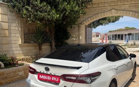 Toyota Camry, 2021 год, 3 450 000 рублей, 18 фотография