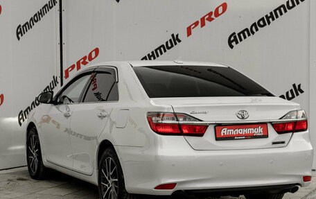 Toyota Camry, 2017 год, 2 315 000 рублей, 5 фотография