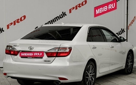 Toyota Camry, 2017 год, 2 315 000 рублей, 7 фотография