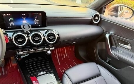 Mercedes-Benz A-Класс, 2020 год, 1 560 002 рублей, 13 фотография