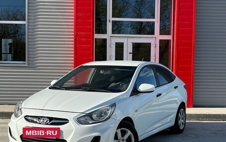 Hyundai Solaris II рестайлинг, 2014 год, 790 000 рублей, 3 фотография
