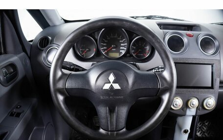 Mitsubishi Colt VI рестайлинг, 2005 год, 399 000 рублей, 14 фотография