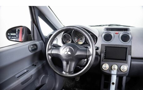 Mitsubishi Colt VI рестайлинг, 2005 год, 399 000 рублей, 11 фотография