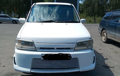 Nissan Cube II, 2000 год, 175 000 рублей, 1 фотография