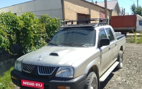 Mitsubishi L200 III рестайлинг, 2005 год, 500 000 рублей, 1 фотография