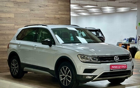 Volkswagen Tiguan II, 2019 год, 2 720 000 рублей, 1 фотография