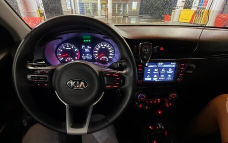 KIA Rio IV, 2018 год, 2 100 000 рублей, 4 фотография