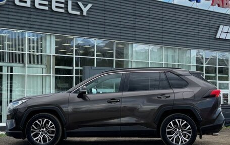 Toyota RAV4, 2020 год, 2 800 000 рублей, 7 фотография