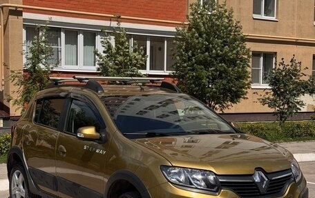 Renault Sandero II рестайлинг, 2018 год, 1 030 000 рублей, 3 фотография
