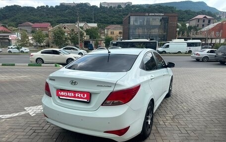 Hyundai Solaris II рестайлинг, 2015 год, 865 000 рублей, 7 фотография