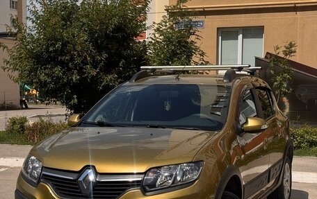Renault Sandero II рестайлинг, 2018 год, 1 030 000 рублей, 2 фотография