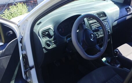 Volkswagen Polo VI (EU Market), 2018 год, 550 000 рублей, 5 фотография